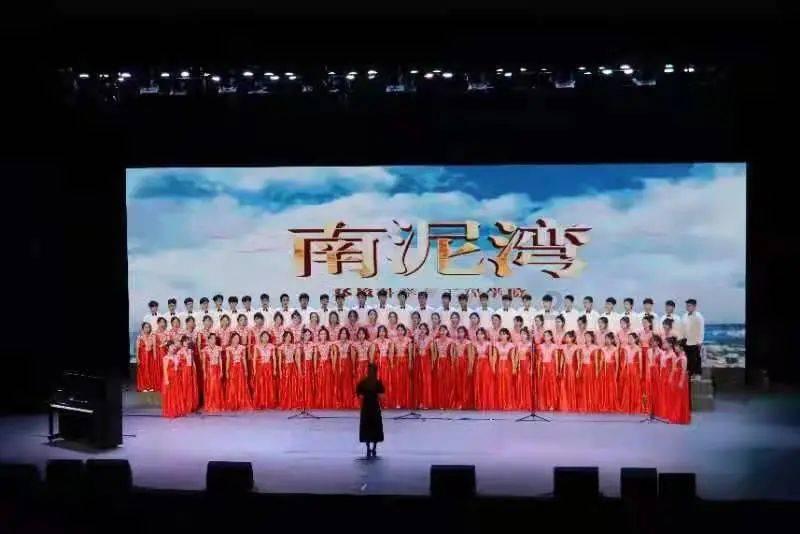 组装机械警暴龙